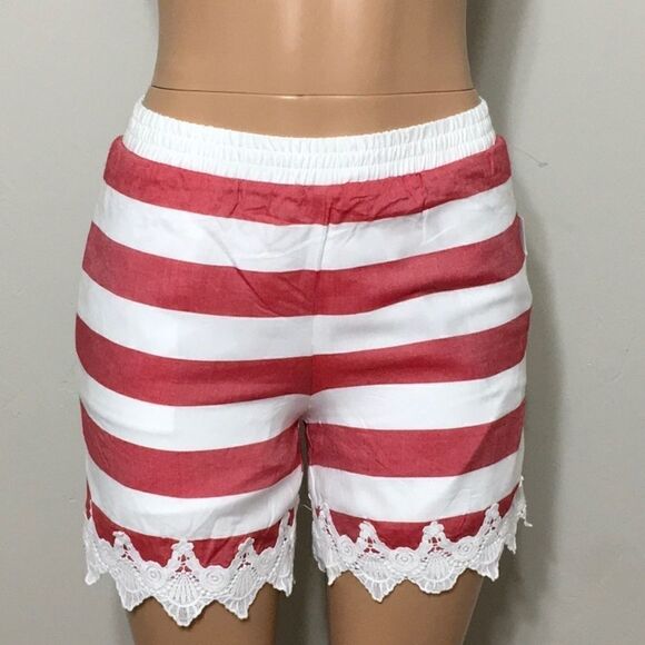 Kensie shorts with lace. NWT - Picture 4 of 7
